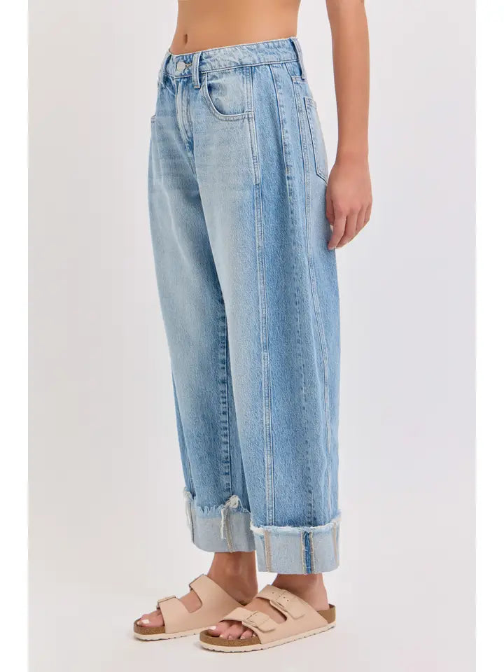 Mid Waisted Barrel Leg with Cuff (Lt. Wash)